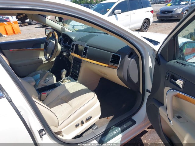 45075678 :رقم المزاد ، 3LNHL2GC4CR811239 vin ، 2012 Lincoln Mkz مزاد بيع