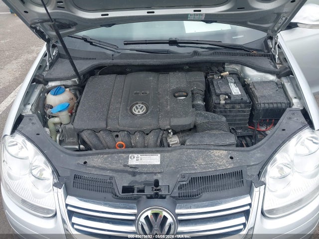 45075692 :رقم المزاد ، 3VWRZ7AJ3AM149818 vin ، 2010 Volkswagen Jetta Limited Edition مزاد بيع