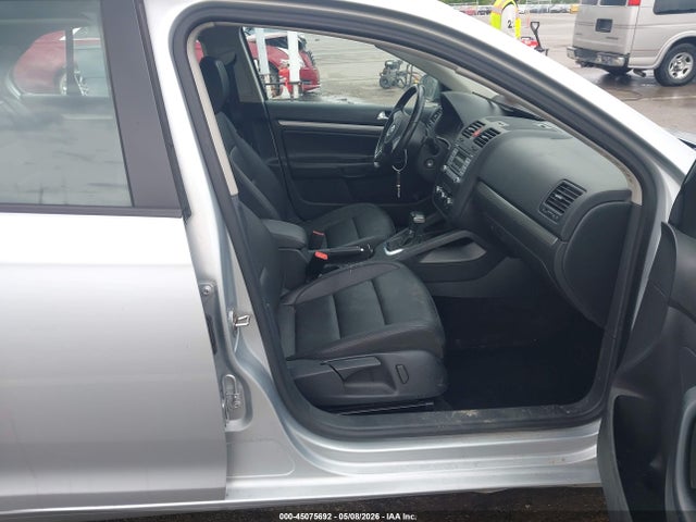 45075692 :رقم المزاد ، 3VWRZ7AJ3AM149818 vin ، 2010 Volkswagen Jetta Limited Edition مزاد بيع