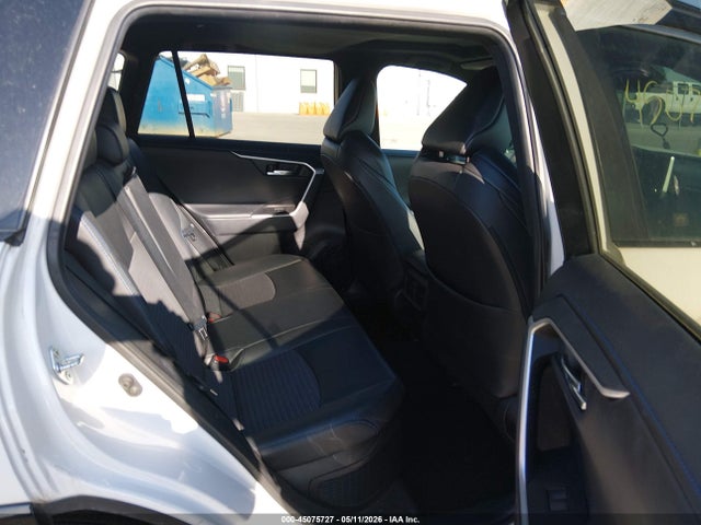 2021 Toyota Rav4 Hybrid Xse მანქანა იყიდება აუქციონზე, vin: 2T3E6RFV4MW006025, აუქციონის ნომერი: 45075727