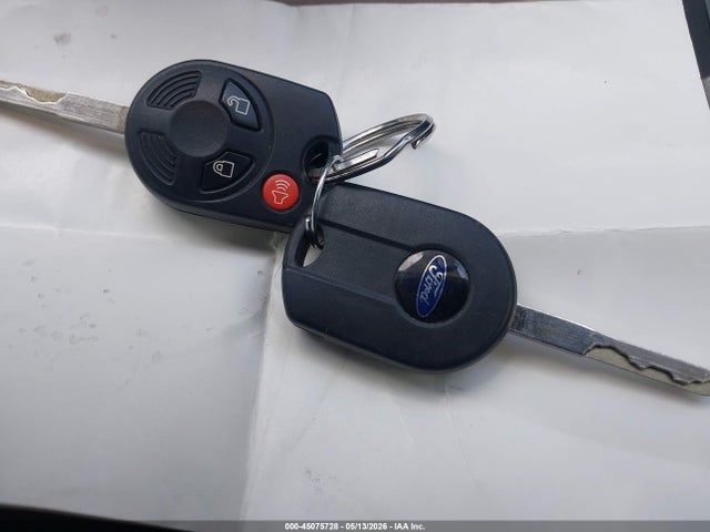 45075728 :رقم المزاد ، 1FMCU0GD4HUC44728 vin ، 2017 Ford Escape Se مزاد بيع