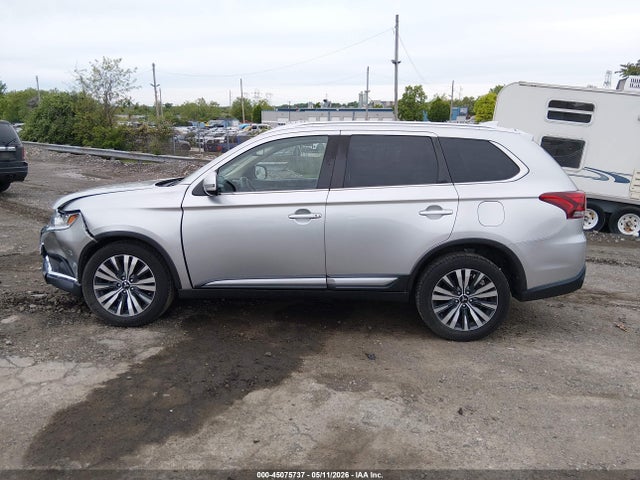 Продаж на аукціоні авто 2020 Mitsubishi Outlander Es 2.4 S-awc/le 2.4 S-awc/se 2.4 S-awc/sel 2.4 S-awc/sp 2.4 S-awc, vin: JA4AZ3A3XLZ041380, номер лоту: 45075737