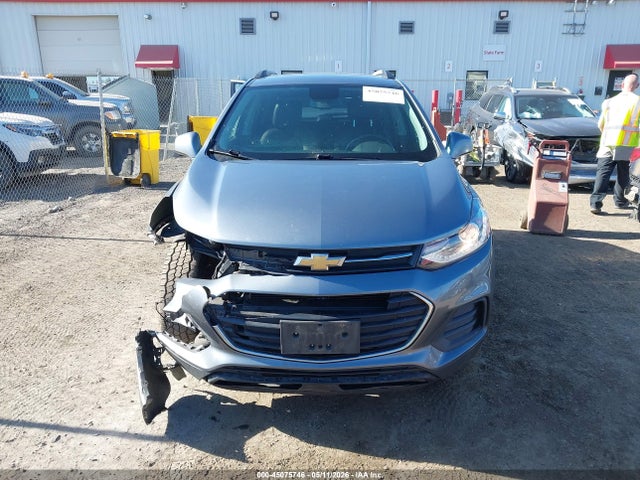 KL7CJPSB0KB904615 Chevrolet Trax Lt