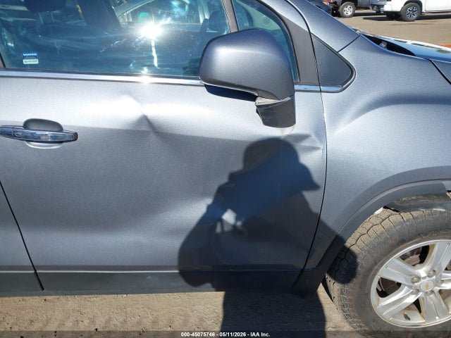 KL7CJPSB0KB904615 Chevrolet Trax Lt