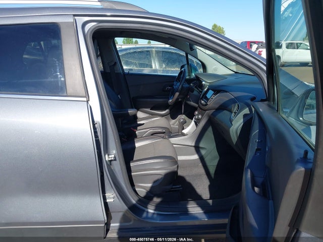 KL7CJPSB0KB904615 Chevrolet Trax Lt
