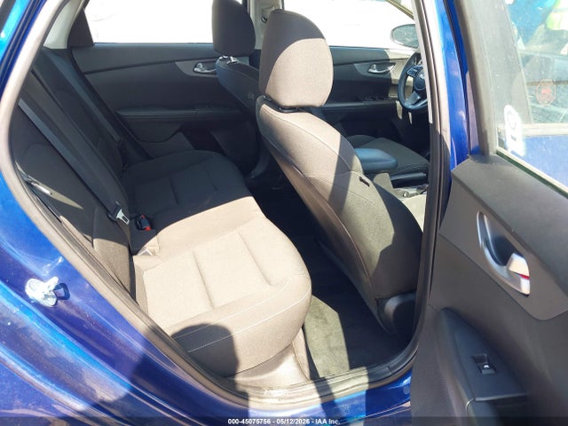 45075756 :رقم المزاد ، 3KPF24ADXME337916 vin ، 2021 Kia Forte Lxs مزاد بيع