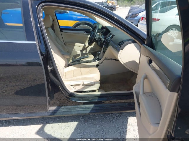 Продажа на аукционе авто 2015 Volkswagen Passat 1.8t Limited Edition, vin: 1VWAT7A31FC114008, номер лота: 45075794