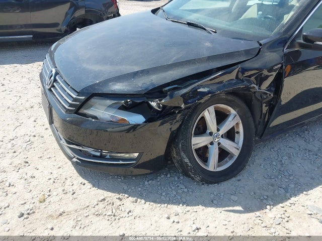 Продажа на аукционе авто 2015 Volkswagen Passat 1.8t Limited Edition, vin: 1VWAT7A31FC114008, номер лота: 45075794