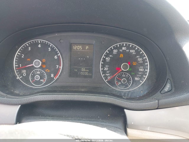 Продажа на аукционе авто 2015 Volkswagen Passat 1.8t Limited Edition, vin: 1VWAT7A31FC114008, номер лота: 45075794
