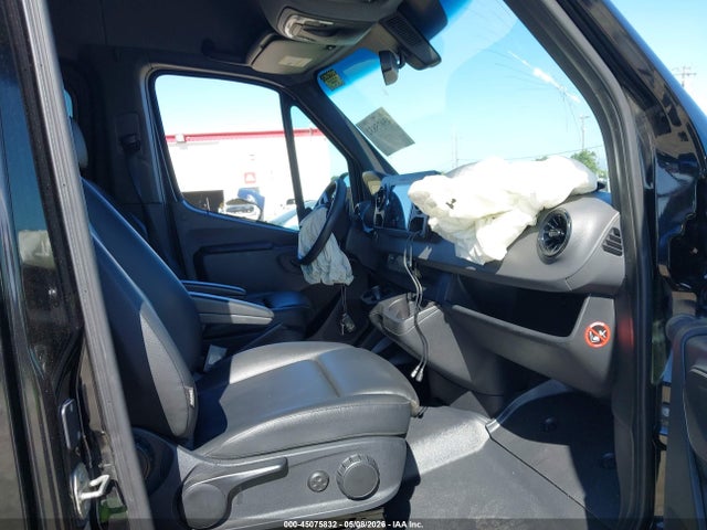 WDZPF0CD8KP117766 Mercedes-Benz Sprinter 2500 High Roof V6