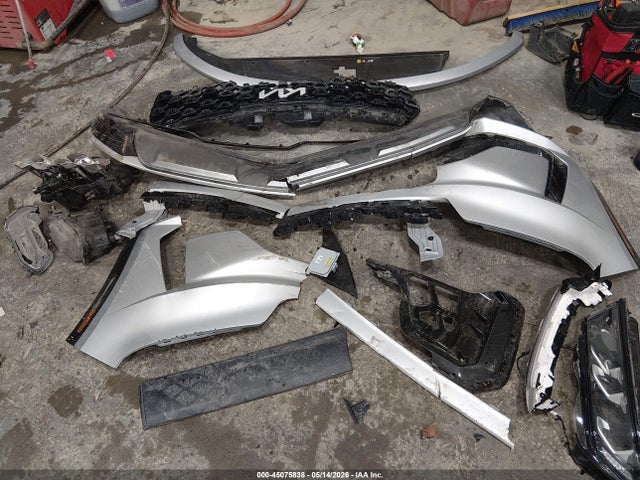 45075838 :رقم المزاد ، 5XYRH4LF6NG091803 vin ، 2022 Kia Sorento Ex مزاد بيع