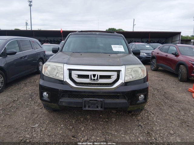 45075848 :رقم المزاد ، 5FNYF4H96BB049560 vin ، 2011 Honda Pilot Touring مزاد بيع
