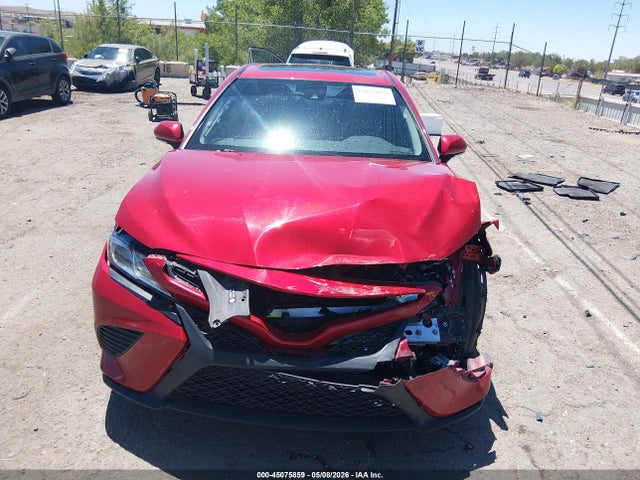 2020 Toyota Camry Se Hybrid მანქანა იყიდება აუქციონზე, vin: 4T1J31AK2LU012385, აუქციონის ნომერი: 45075859