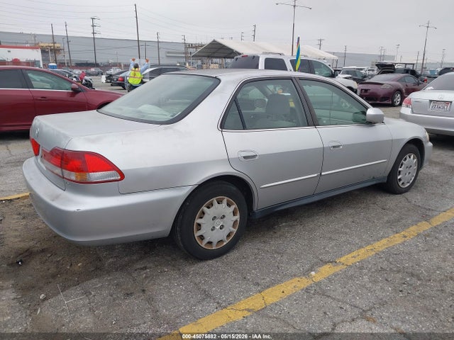 2001 Honda Accord 2.3 Lx მანქანა იყიდება აუქციონზე, vin: JHMCG66561C011677, აუქციონის ნომერი: 45075882