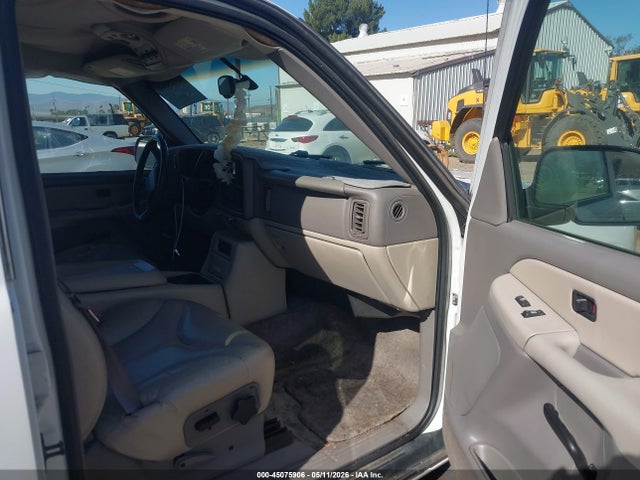 Aukcja sprzedaży 2002 Gmc Yukon Xl 1500 Slt, vin: 1GKEC16T52J337639, numer aukcji: 45075906