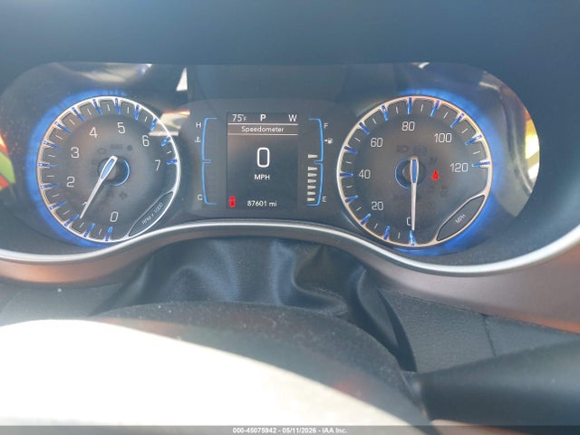 Продаж на аукціоні авто 2017 Chrysler Pacifica Touring-l, vin: 2C4RC1BG7HR832953, номер лоту: 45075942