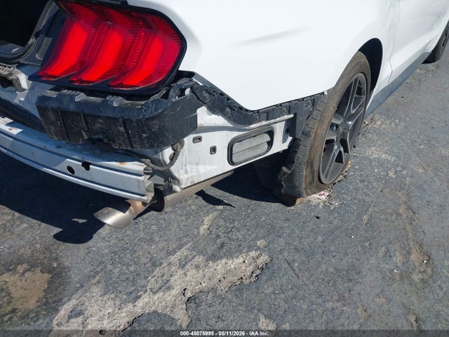 45075995 :رقم المزاد ، 1FATP8UH6L5125928 vin ، 2020 Ford Mustang Ecoboost Premium مزاد بيع