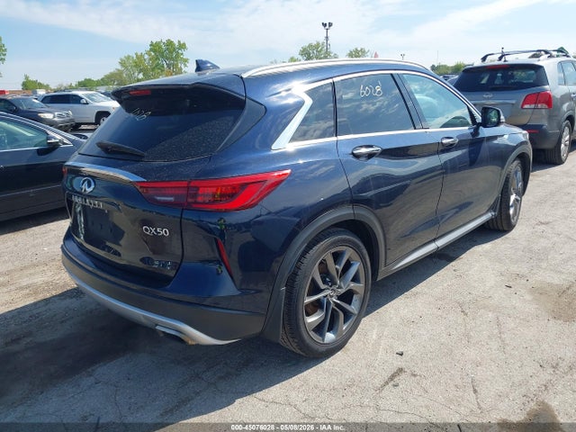 3PCAJ5M32KF127999 Infiniti Qx50 Essential