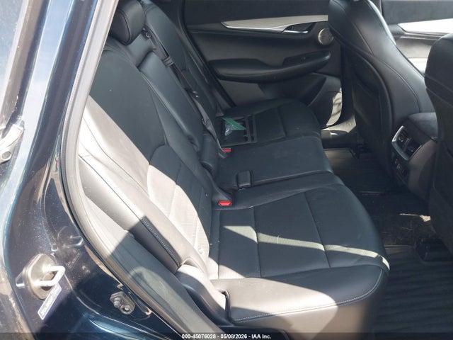 3PCAJ5M32KF127999 Infiniti Qx50 Essential