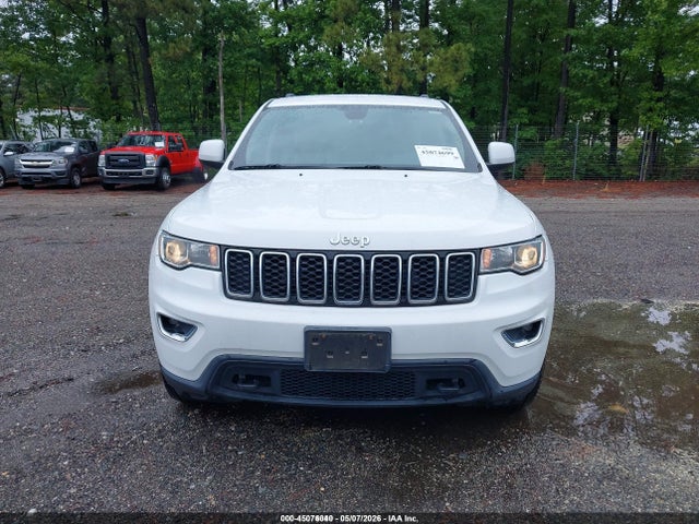 45076040 :رقم المزاد ، 1C4RJFAG1JC161928 vin ، 2018 Jeep Grand Cherokee Laredo E 4x4 مزاد بيع