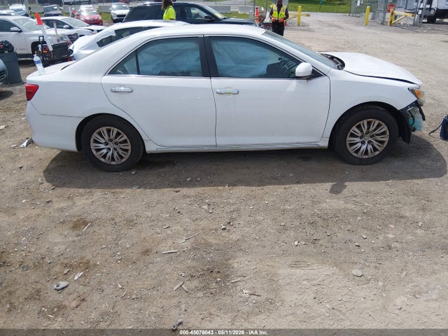 Продажа на аукционе авто 2014 Toyota Camry Le, vin: 4T1BF1FK3EU430106, номер лота: 45076043