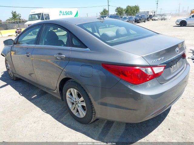 45076063 :رقم المزاد ، 5NPEB4AC3DH655889 vin ، 2013 Hyundai Sonata Gls مزاد بيع