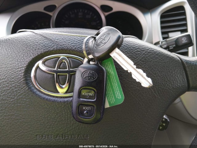 Aukcja sprzedaży 2005 Toyota Highlander V6, vin: JTEEP21AX50082813, numer aukcji: 45076078