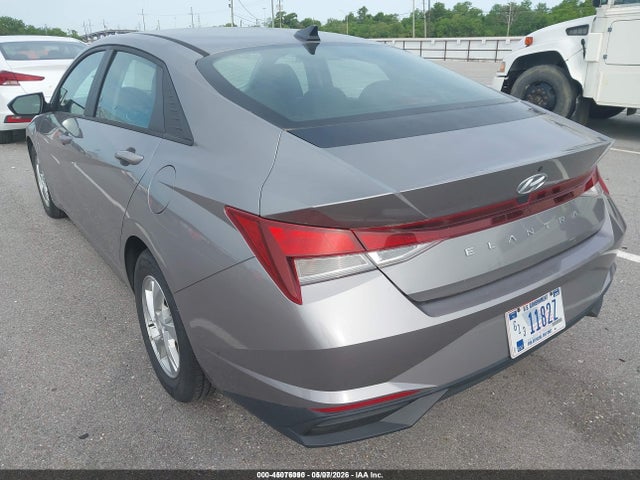 KMHLL4AGXPU550943 Hyundai ELANTRA SE