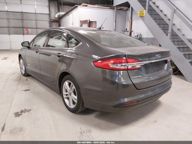 2018 Ford Fusion Hybrid S მანქანა იყიდება აუქციონზე, vin: 3FA6P0UU2JR271460, აუქციონის ნომერი: 45076091