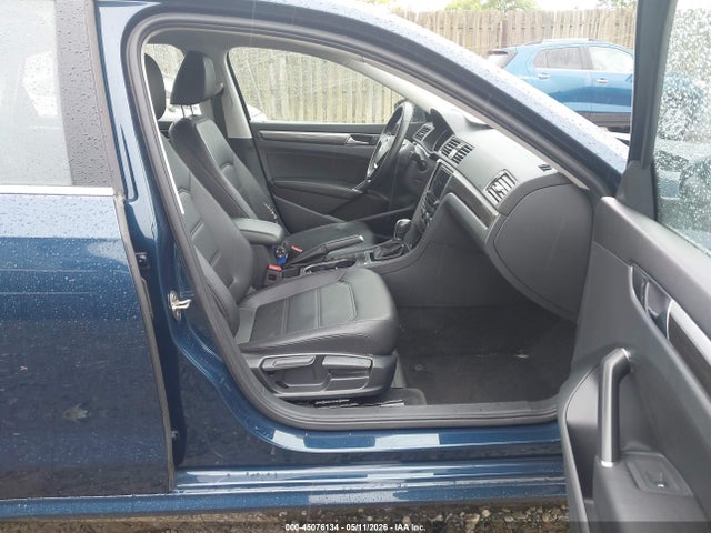 45076134 :رقم المزاد ، 1VWBA7A37JC029256 vin ، 2018 Volkswagen Passat 2.0t Se مزاد بيع