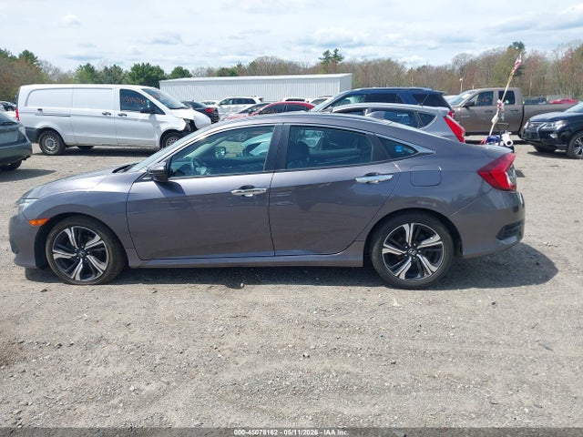 Honda Civic Touring 2016 19XFC1F96GE222038 Image 14