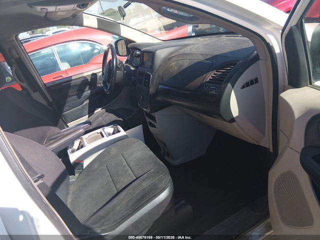 45076169 :رقم المزاد ، 2D4RN5DG1BR661853 vin ، 2011 Dodge Grand Caravan Crew مزاد بيع