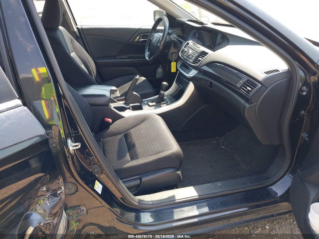 1HGCR2E56FA070464 Honda Accord Sport