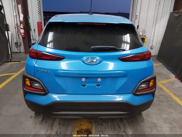 2020 Hyundai Kona Se მანქანა იყიდება აუქციონზე, vin: KM8K12AA1LU505580, აუქციონის ნომერი: 45076194