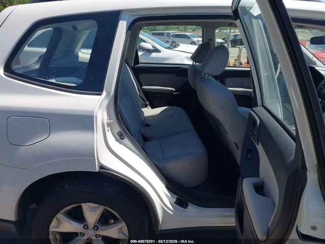 Subaru Forester 2.5i 2015 JF2SJABC0FH817080 Image 8