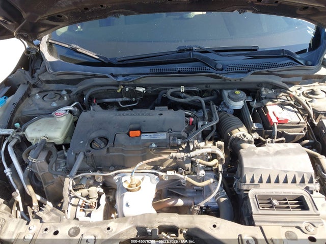 Honda Civic Lx 2018 2HGFC2F58JH552974 Image 10