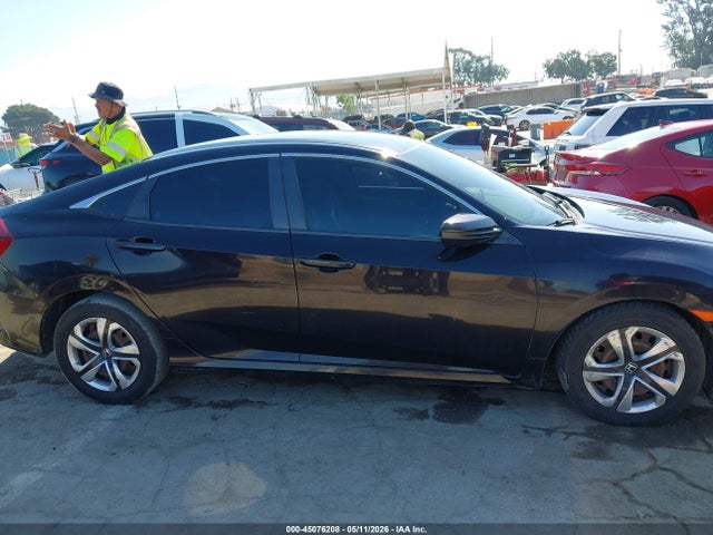 Honda Civic Lx 2018 2HGFC2F58JH552974 Image 13