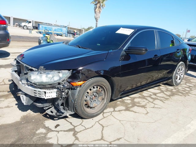 Honda Civic Lx 2018 2HGFC2F58JH552974 Image 2