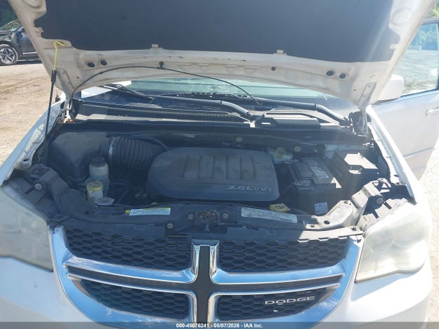 45076241 :رقم المزاد ، 2C4RDGDG5CR105607 vin ، 2012 Dodge Grand Caravan Crew مزاد بيع
