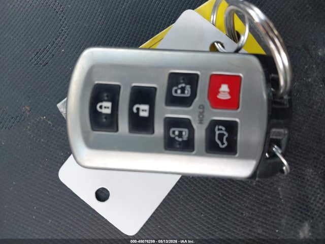 Продаж на аукціоні авто 2013 Toyota Sienna Xle V6 8 Passenger, vin: 5TDYK3DC7DS355754, номер лоту: 45076299