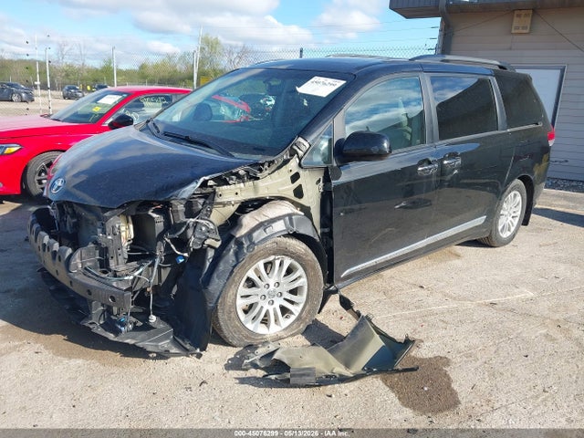 Продаж на аукціоні авто 2013 Toyota Sienna Xle V6 8 Passenger, vin: 5TDYK3DC7DS355754, номер лоту: 45076299