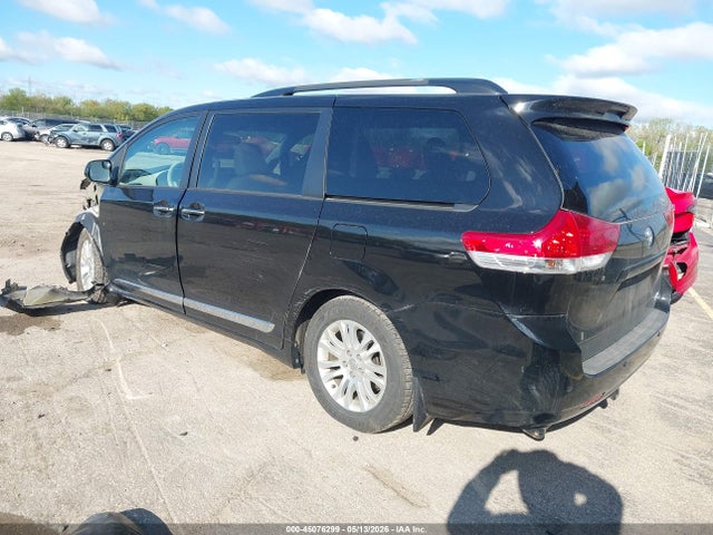 Продаж на аукціоні авто 2013 Toyota Sienna Xle V6 8 Passenger, vin: 5TDYK3DC7DS355754, номер лоту: 45076299