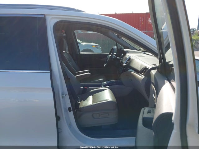 Aukcja sprzedaży 2016 Honda Pilot Touring, vin: 5FNYF6H95GB116362, numer aukcji: 45076306