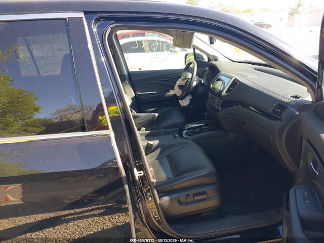 45076312 :رقم المزاد ، 5FNYF6H08HB006070 vin ، 2017 Honda Pilot Elite مزاد بيع