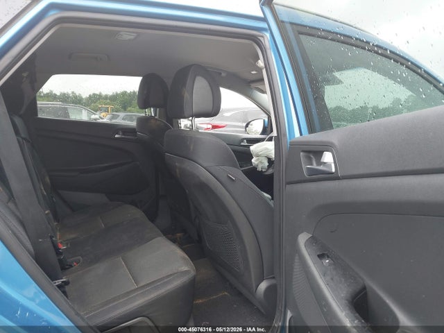 Продаж на аукціоні авто 2016 Hyundai Tucson Se, vin: KM8J33A40GU207565, номер лоту: 45076316