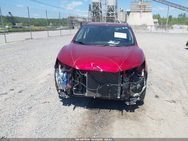JN1BJ1BWXNW482139 Nissan Rogue Sport Sv Awd Xtronic Cvt