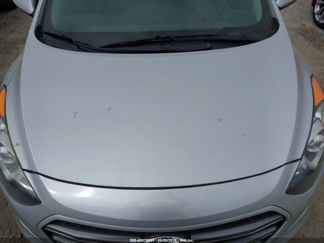 Продажа на аукционе авто 2016 Hyundai Elantra Gt, vin: KMHD35LH6GU299743, номер лота: 45076331