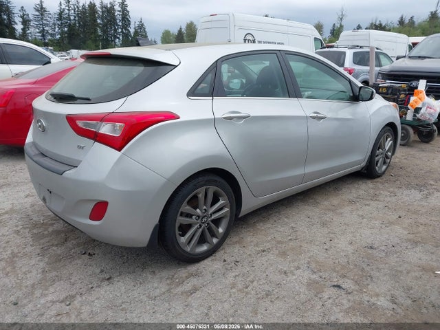 Продажа на аукционе авто 2016 Hyundai Elantra Gt, vin: KMHD35LH6GU299743, номер лота: 45076331