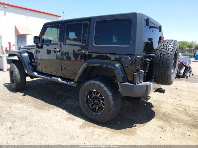 1C4BJWEG8EL282067 Jeep Wrangler Unlimited Sahara