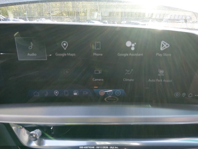 2024 Cadillac Lyriq Luxury W/1sd მანქანა იყიდება აუქციონზე, vin: 1GYKPRRL4RZ104323, აუქციონის ნომერი: 45076346